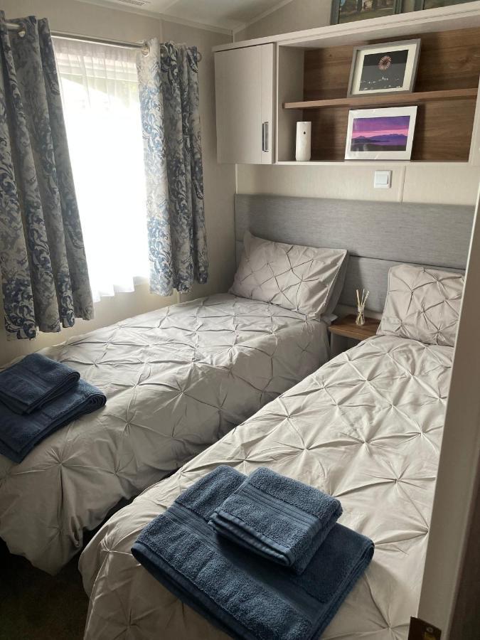 Beautiful 2 Bedroom Lodge With Stunning Views Blair Atholl Kültér fotó