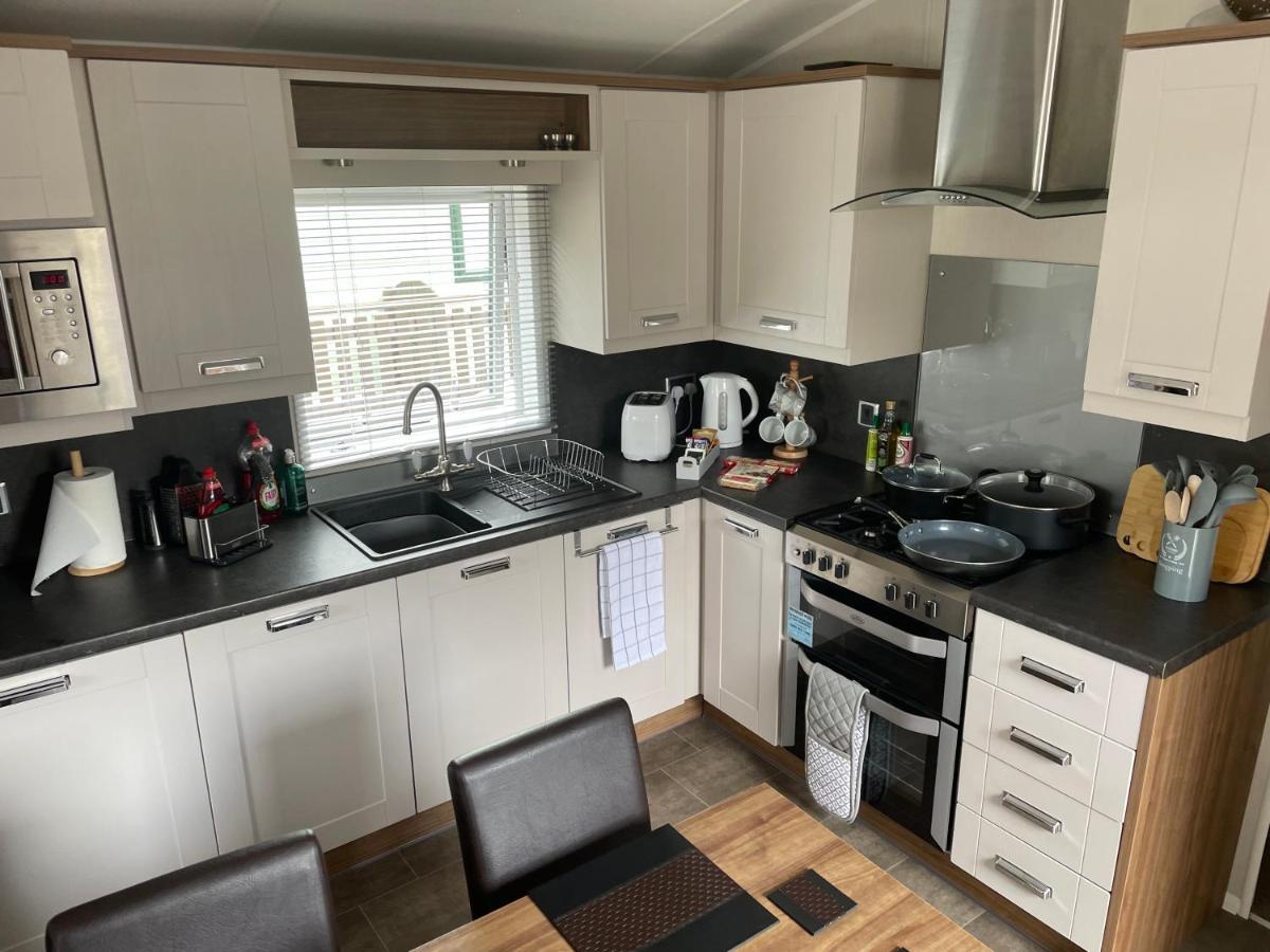 Beautiful 2 Bedroom Lodge With Stunning Views Blair Atholl Kültér fotó