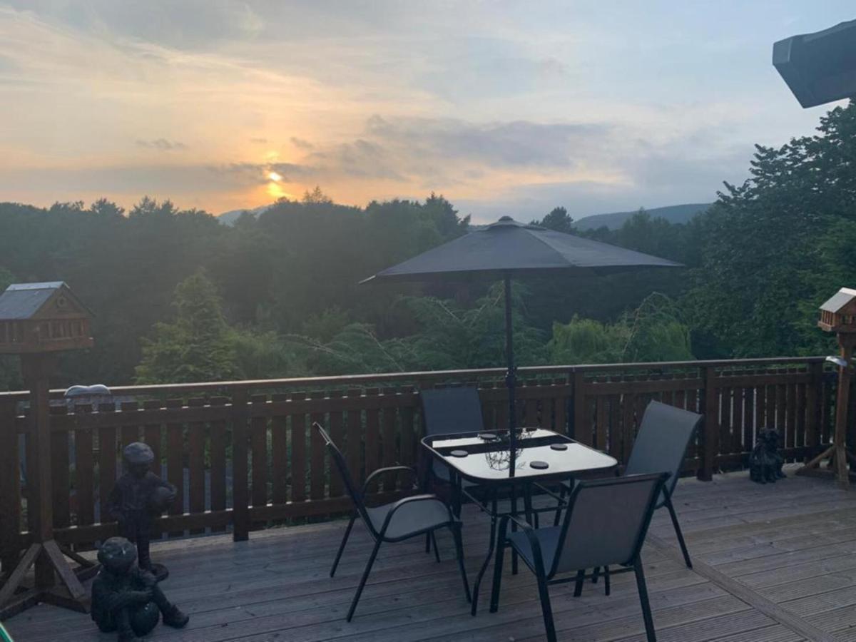 Beautiful 2 Bedroom Lodge With Stunning Views Blair Atholl Kültér fotó